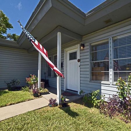 Corpus Christi Home With Grill, 3 Blocks To Bay! المظهر الخارجي الصورة