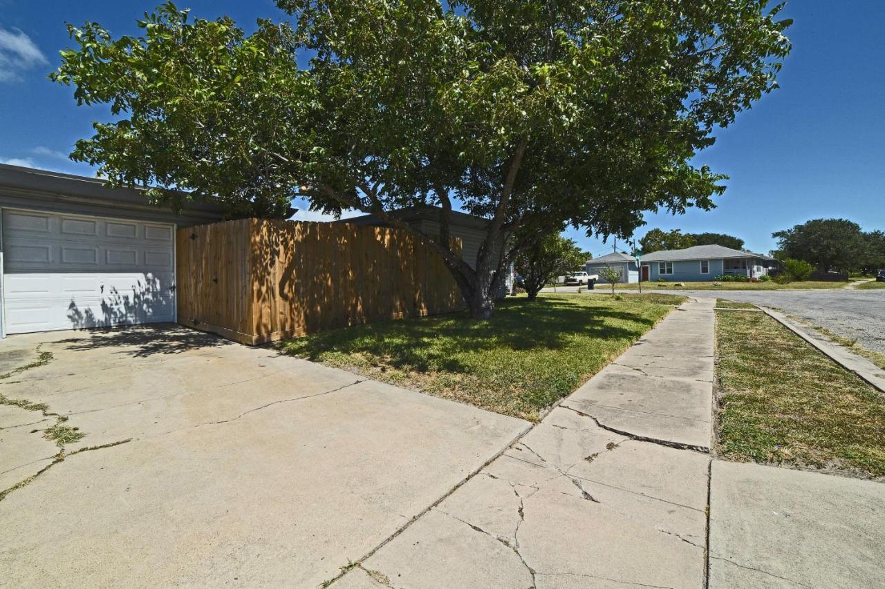 Corpus Christi Home With Grill, 3 Blocks To Bay! المظهر الخارجي الصورة